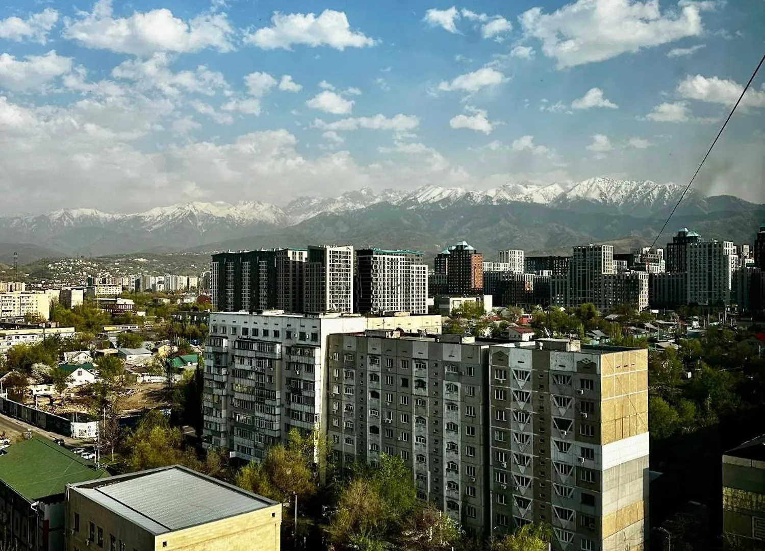 Жк Four Seasons Возле Mega Almaty Apartman Kazahsztán