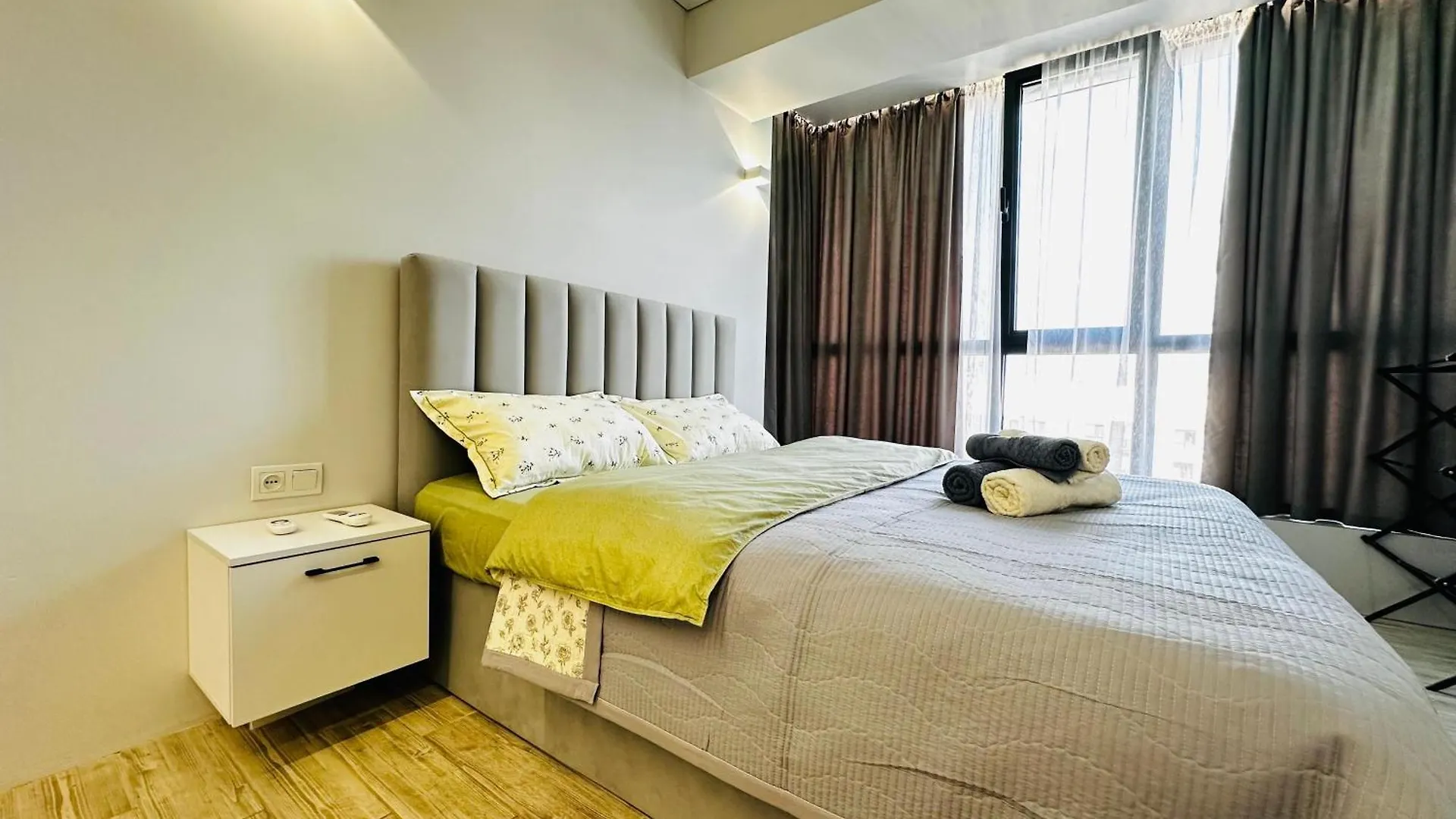 Жк Four Seasons Возле Mega Almaty Apartman